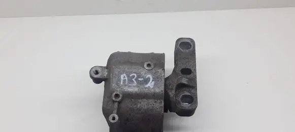 Audi A3 S3 8P Engine mount bracket 1K0199262