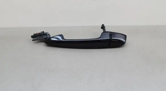 BMW X1 F48 F49 Front door exterior handle 7305015