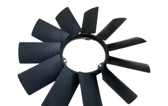 BMW 5 E39 Fan impeller 1712110 11521712110