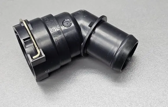 Honda CR-V Engine coolant pipe/hose