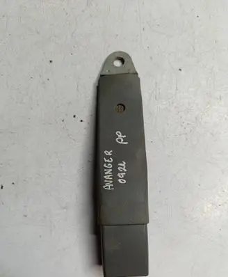 Dodge Challenger Front seatbelt buckle 79232072