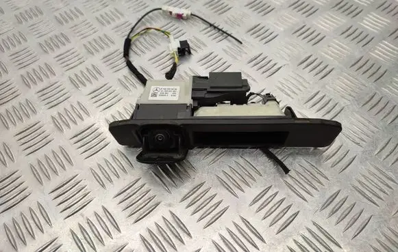 Mercedes-Benz Vito Viano W447 Tailgate handle with camera A1667500993