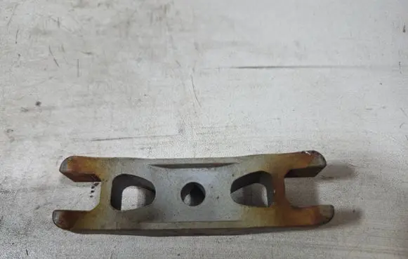 Volkswagen Crafter Fuel Injector clamp holder V300