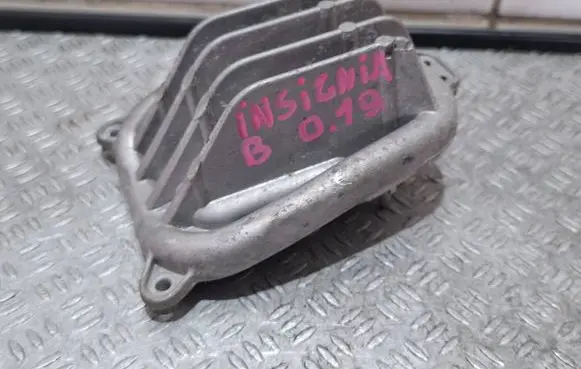 Opel Insignia B LED ballast control module 10500010030