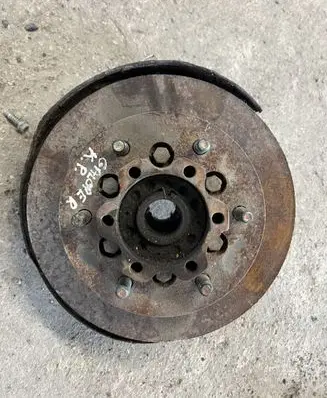 Hyundai Galloper Front wheel hub spindle knuckle
