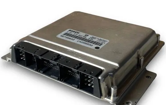 Alfa Romeo 156 Engine control unit/module 46739033 C425B932 0281010022