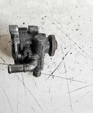 Volkswagen Golf IV Power steering pump 1J0422154B