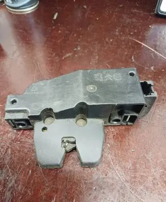 Citroen C5 Tailgate/trunk/boot lock/catch/latch 9652483180 20120616