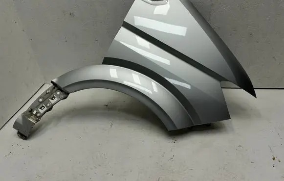 Volkswagen Crafter Fender 7C0821106B