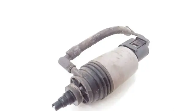 BMW 5 E60 E61 Windscreen/windshield washer pump 6934159 67126934159 23557610