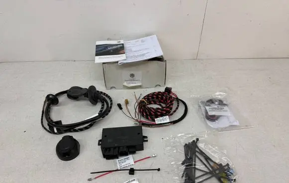 Volkswagen PASSAT B8 Tow bar trailer control unit/module 3G1055204 3G1.055.204 5Q0907383L