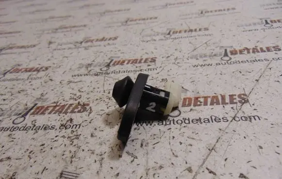 Lexus IS 220D-250-350 Front door sensor 