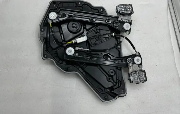 Tesla Model Y Rear door window regulator with motor 149551200G DPR22234200366 103676200B