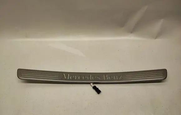 Mercedes-Benz GL X166 Front sill trim cover A1666809500 A1666809001