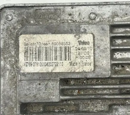 Volvo V60 Headlight ballast module Xenon 89089352