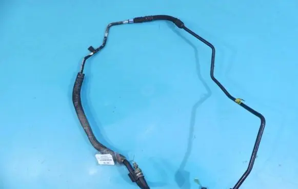 Power steering hose/pipe/line