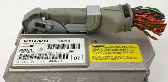 Volvo XC90 Airbag control unit/module P30737501