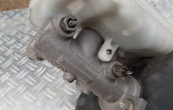 Citroen Xsara Master brake cylinder