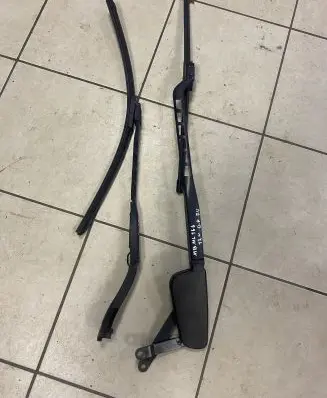 Mercedes-Benz ML W166 Windshield/front glass wiper blade A1648240049 A1648240249
