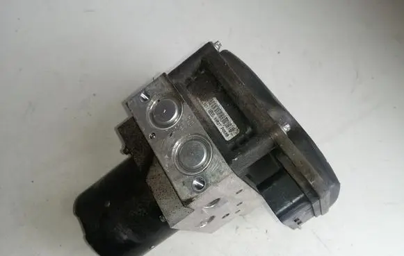 BMW 5 E60 E61 ABS Pump 6783360 6783362 0265250217