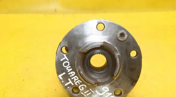Audi Q7 4L Rear wheel hub