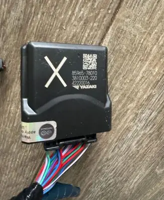 Lexus LBX Other devices 8596578010