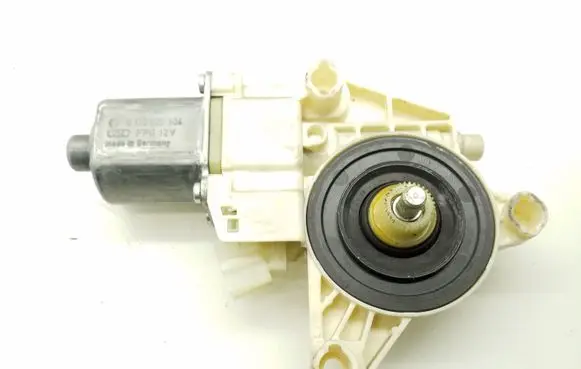 Mercedes-Benz E W212 Front door window regulator motor A2048200642