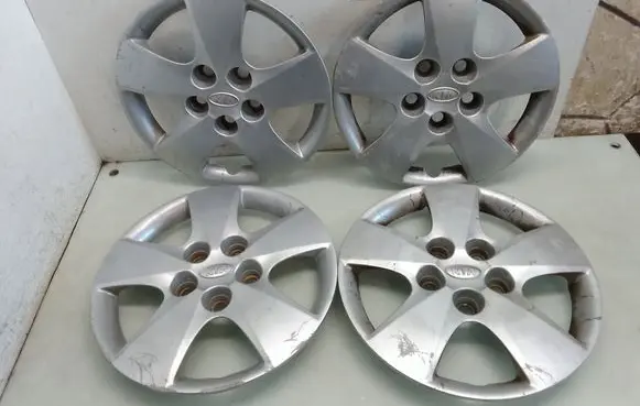 KIA Ceed R16 wheel hub/cap/trim 