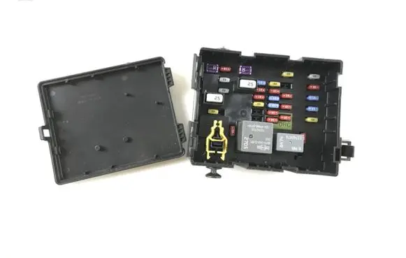 Dodge Journey Fuse module 68068355AD 72033R