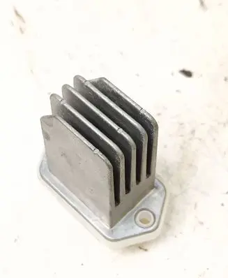 Nissan Pulsar Heater blower motor/fan resistor 4BA0A6K15