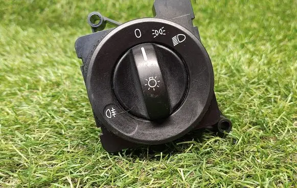 Volkswagen Crafter Light switch 9065450104