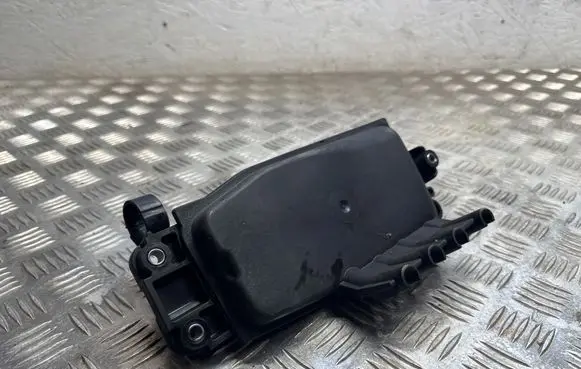 Mercedes-Benz GLC C253 Vacuum air tank A6510700868 446480602
