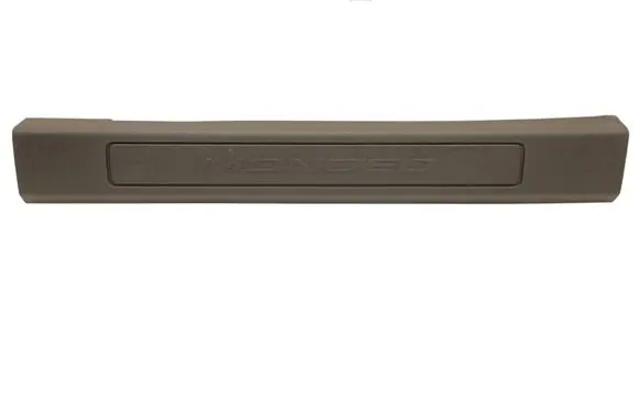 Nissan Qashqai Front sill trim cover DS73F13200DDW