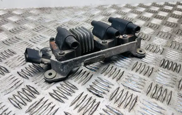 Audi A6 S6 C5 4B High voltage ignition coil 078905104