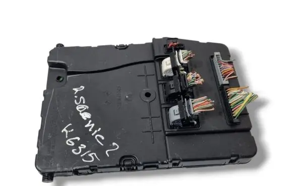 Renault Scenic II - Grand scenic II Comfort/convenience module 8200525387