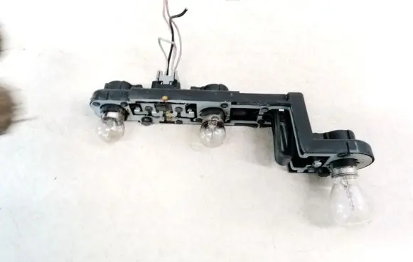 Volvo S80 Tail light bulb cover holder