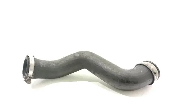 Audi A4 S4 B7 8E 8H Intercooler hose/pipe 8E0145737F