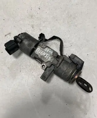 Toyota Avensis T250 Ignition lock N0501517 450200504