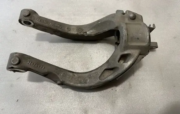 Volvo S60 Steering tie rod 31476123