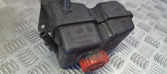 Peugeot 405 Power steering fluid tank/reservoir 96242473