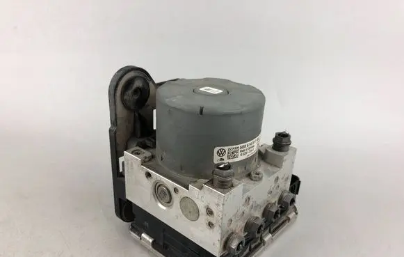 Volkswagen Tiguan ABS Pump 5Q0614517GA