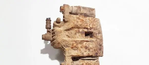 KIA Sorento Rear brake caliper