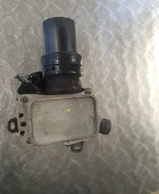 Dacia Duster II Oil filter mounting bracket
