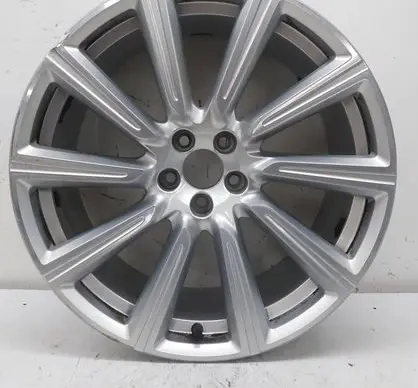R20 alloy rim