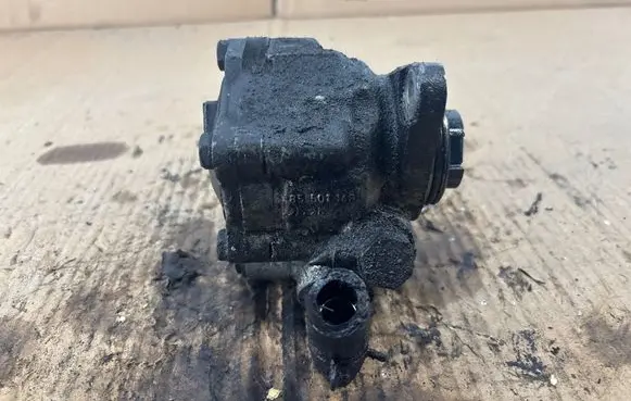 Opel Movano A Power steering pump 7700300535 030363 030362
