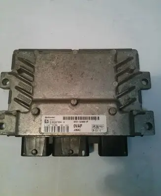 Ford Fiesta Engine control unit/module 8V2112A650VF S180047004