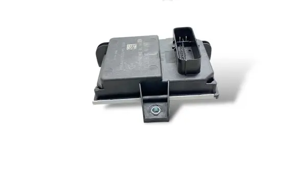 Opel Astra J Fuel injection pump control unit/module 20831727 5DE93405001AC