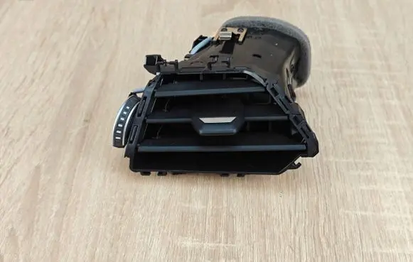 Dashboard side air vent grill/cover trim