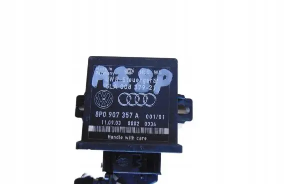 Audi A3 S3 8P Light module LCM 8P0907357A