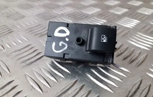 Opel Mokka Electric window control switch 13301888